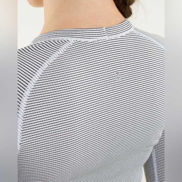 Lululemon Swiftly Tech Long Sleeve Crew Neck Shirt Black White Stripe - Picture 5 of 16